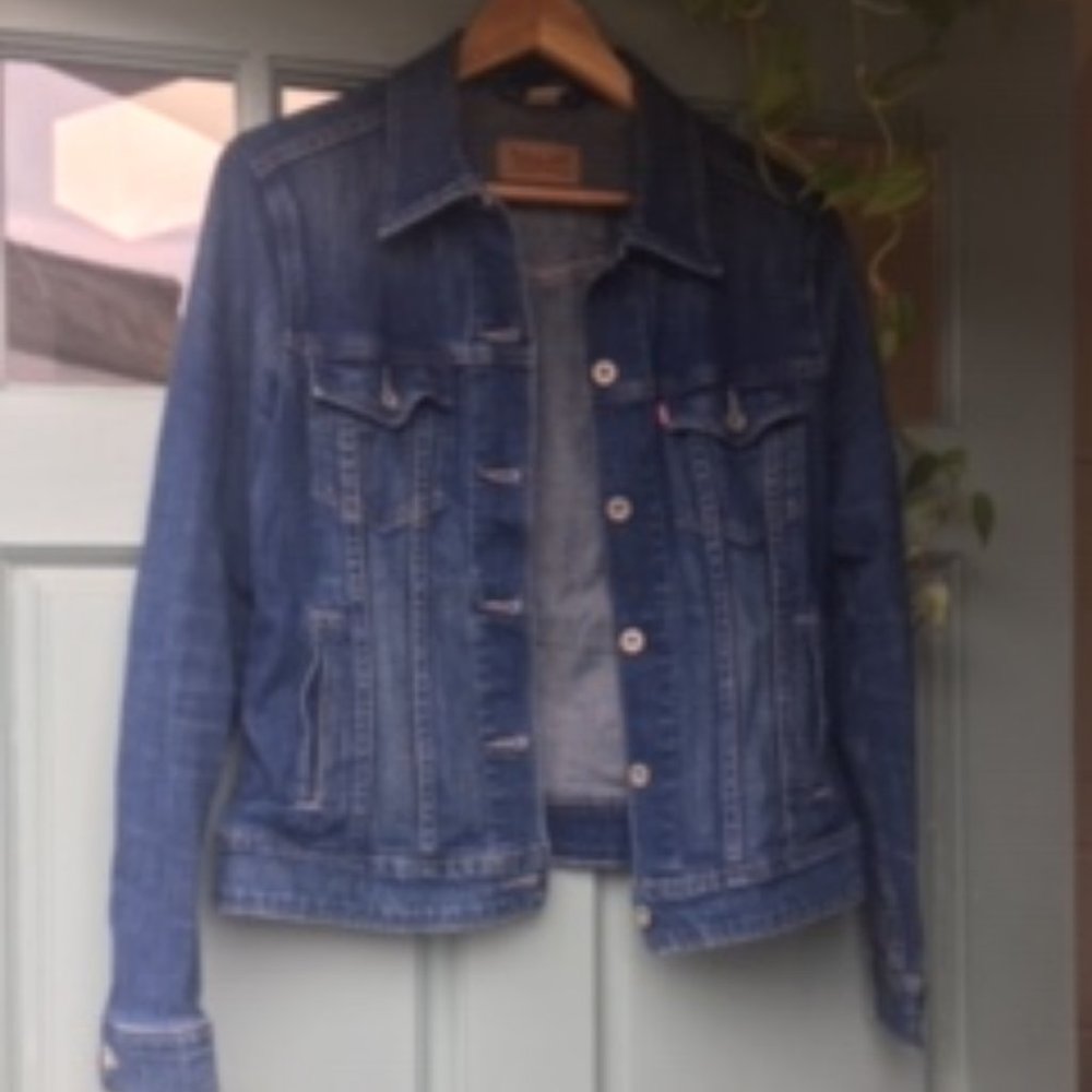 Levi's jean jacket